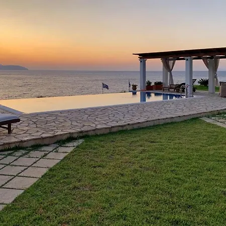 Kleismata Sleeps 6 T228154 *