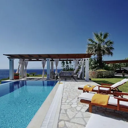 Kleismata Sleeps 6 T228154 Klismata