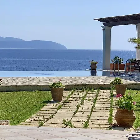 Villa Kleismata Sleeps 6 T228154