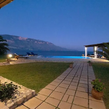 Villa Kleismata Sleeps 6 T228154 *