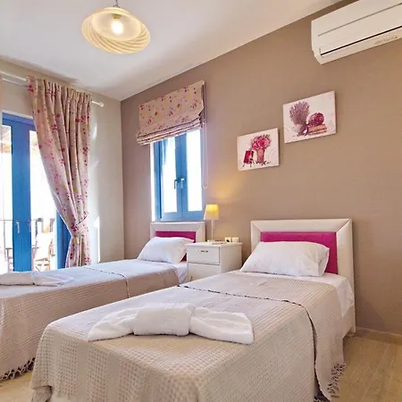 Kleismata Sleeps 6 T228154 *