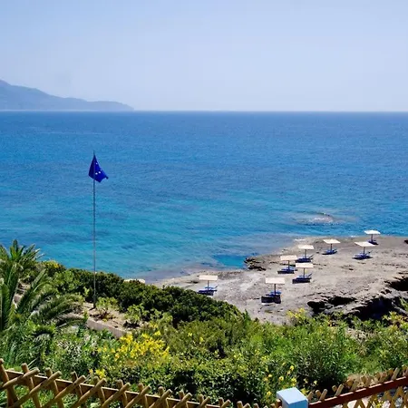Villa Kleismata Sleeps 6 T228154 *